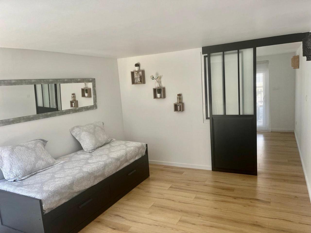 Charmant Et Confortable Appartement נרבון מראה חיצוני תמונה